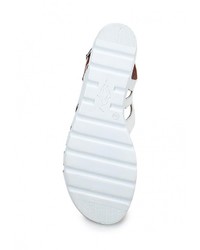 Белые кожаные сандалии на плоской подошве от Marcella