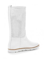 Белые кожаные сапоги от Baldinini