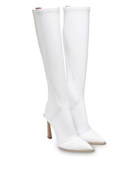 Белые кожаные сапоги от Fendi