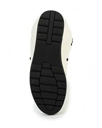 Белые кожаные сапоги от Vivian Royal