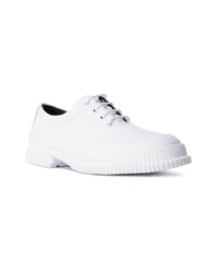Белые кожаные туфли дерби от Camper Lab
