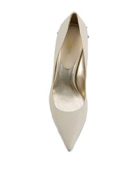 Белые кожаные туфли с украшением от Valentino