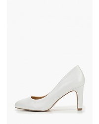 Белые кожаные туфли от Caprice