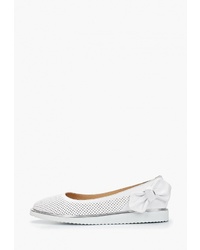 Белые кожаные туфли от Clovis