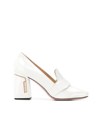 Белые кожаные туфли от Prada