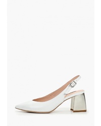 Белые кожаные туфли от Vitacci