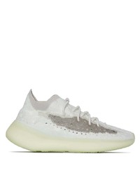 Мужские белые кроссовки от adidas YEEZY