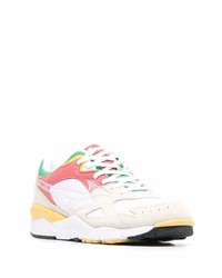 Мужские белые кроссовки от Mizuno