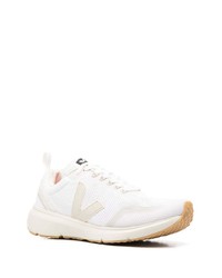 Мужские белые кроссовки от Veja