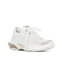 Женские белые кроссовки от Valentino