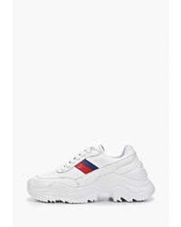 Женские белые кроссовки от Grand Style