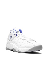 Мужские белые кроссовки от Jordan