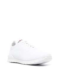 Мужские белые кроссовки от Kiton