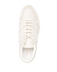 Мужские белые кроссовки от Common Projects