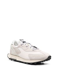 Мужские белые кроссовки от RUN OF