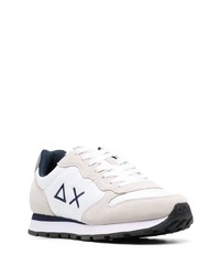 Мужские белые кроссовки от Sun 68