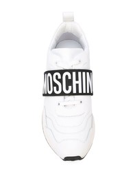 Мужские белые кроссовки от Moschino