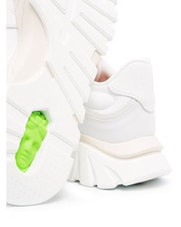 Мужские белые кроссовки от Versace