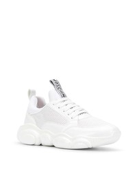 Мужские белые кроссовки от Moschino