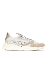 Мужские белые кроссовки от Moncler