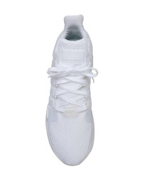 Женские белые кроссовки от adidas
