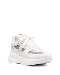 Мужские белые кроссовки от Alexander McQueen