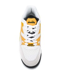 Мужские белые кроссовки от Diadora