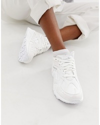 Женские белые кроссовки от Reebok