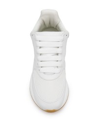 Женские белые кроссовки от Alexander McQueen