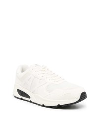 Мужские белые кроссовки от Armani Exchange