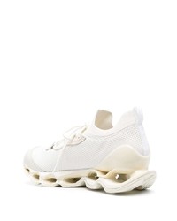 Мужские белые кроссовки от Mizuno