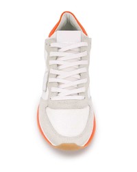 Мужские белые кроссовки от Philippe Model Paris