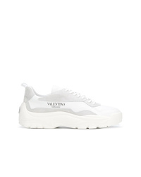 Мужские белые кроссовки от Valentino
