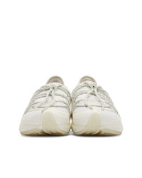 Женские белые кроссовки от 032c