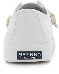 Женские белые низкие кеды из плотной ткани от Sperry