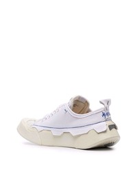 Мужские белые низкие кеды из плотной ткани от Camper