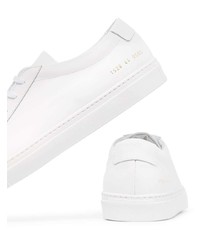 Мужские белые низкие кеды от Common Projects