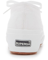 Женские белые низкие кеды от Superga