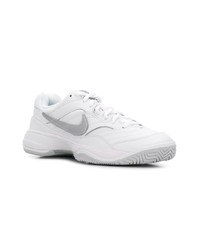 Женские белые низкие кеды от Nike