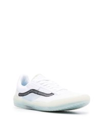 Мужские белые низкие кеды от Vans