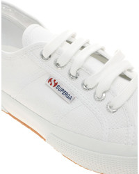 Мужские белые низкие кеды от Superga