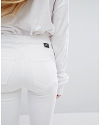 Белые рваные джинсы скинни от Dr. Denim