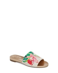 Белые сандалии на плоской подошве из плотной ткани с цветочным принтом