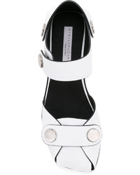 Белые сандалии на плоской подошве от Stella McCartney