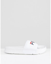 Белые сандалии на плоской подошве от Fila