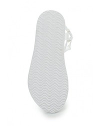 Белые сандалии на плоской подошве от Vero Moda