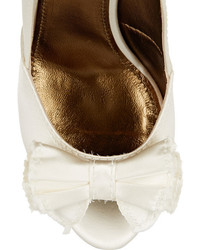 Белые сатиновые туфли от Lanvin