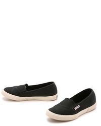 Женские белые слипоны из плотной ткани от Superga