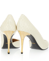 Белые туфли со змеиным рисунком от Tom Ford