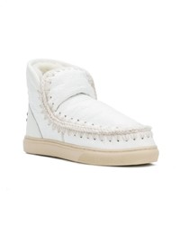 Белые угги от Mou